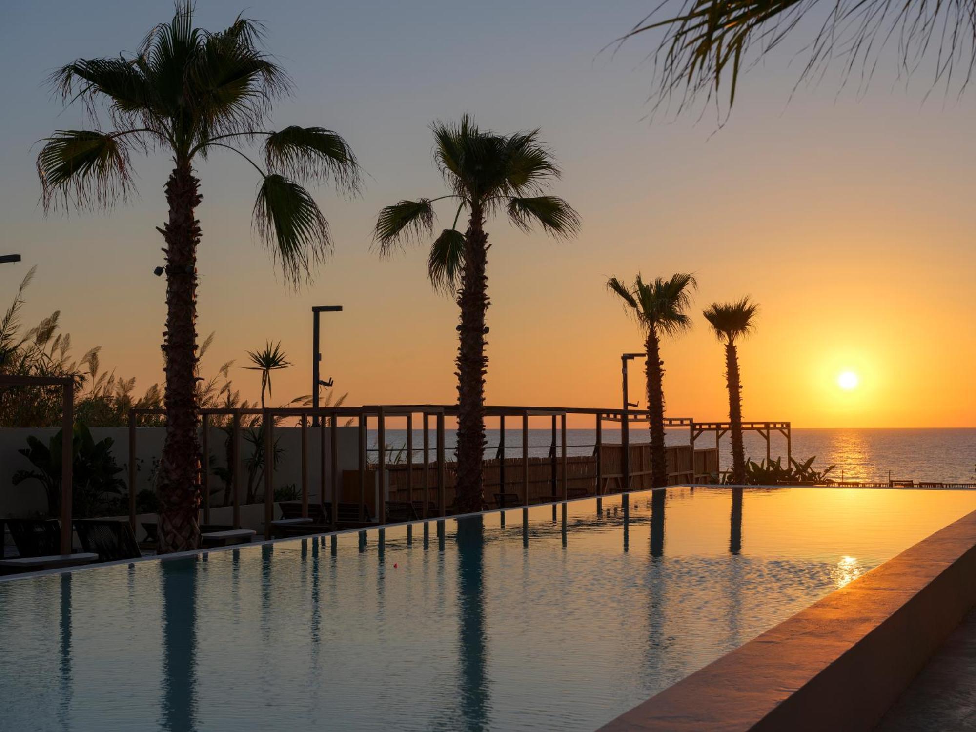Be Batroun Hotel Екстериор снимка